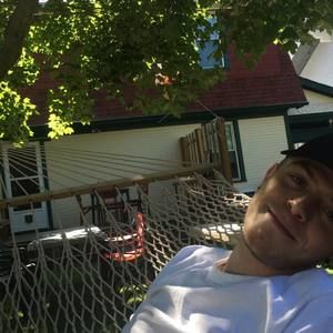 Meet your Posher, Willis